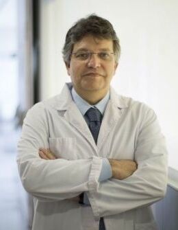 Doctor Zirujau erreumatologoa Artur Sanz